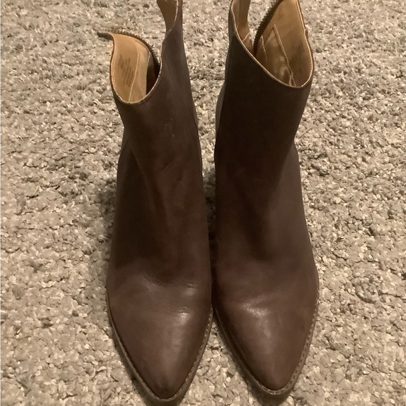 Lucky Brand Adalan Back Zip Dark Chocolate Brown Pointy Toe Block Heel Bootie - Picture 8 of 11